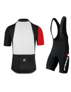Conjunto de ciclismo Assos: comodidad y estilo para tus paseos de verano 2
