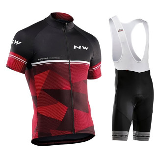 Conjunto de ciclismo Northwave: comodidad y estilo para tus rutas de verano
