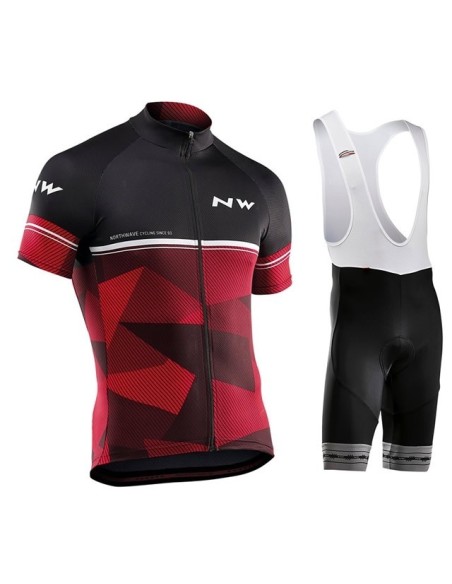 Conjunto de ciclismo Northwave: comodidad y estilo para tus rutas de verano