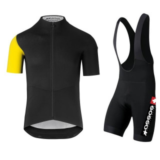 Conjunto corto de ciclismo Assos: comodidad y estilo para tus paseos