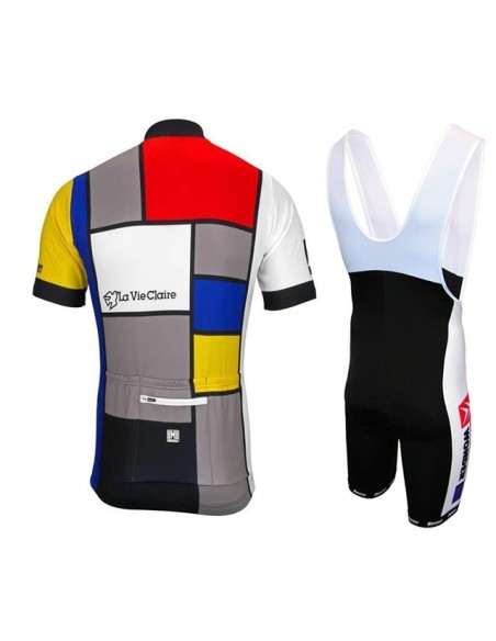 Conjunto corto de ciclismo Santini: comodidad y calidad para tus rutas
