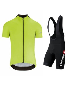 Conjunto corto de ciclismo Assos: comodidad y estilo para tus rutas