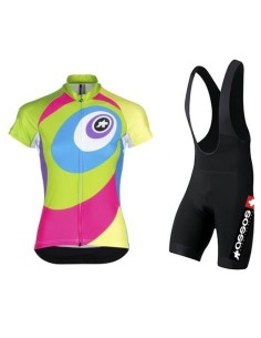 Conjunto corto de ciclismo Assos: comodidad y frescura para tus paseos