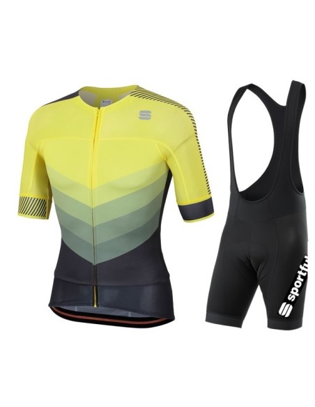 Conjunto corto de ciclismo Sportfull: comodidad y calidad para tus rutas