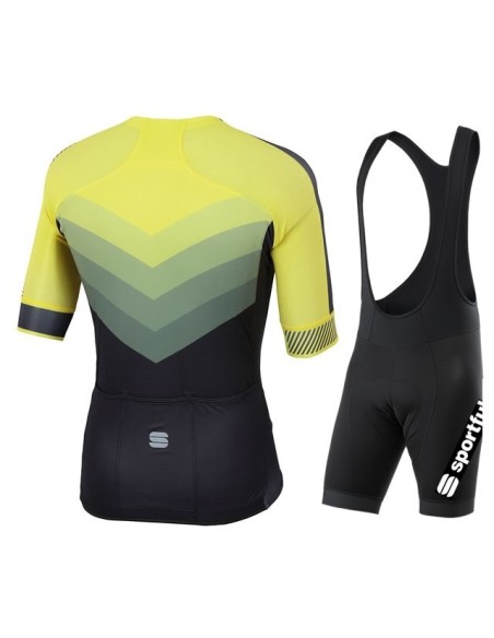 Conjunto corto de ciclismo Sportfull: comodidad y calidad para tus rutas