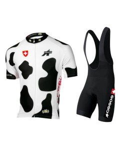 Conjunto corto de ciclismo Assos: comodidad y frescura en tus paseos