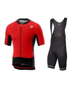Conjunto corto de ciclismo Castelli: comodidad y estilo para tus rutas
