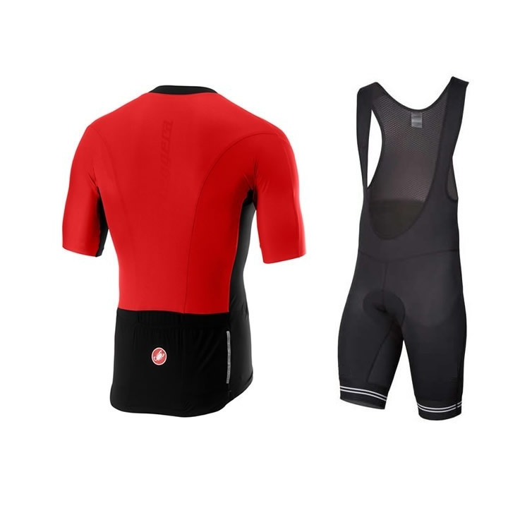 Conjunto corto de ciclismo Castelli: comodidad y estilo para tus rutas