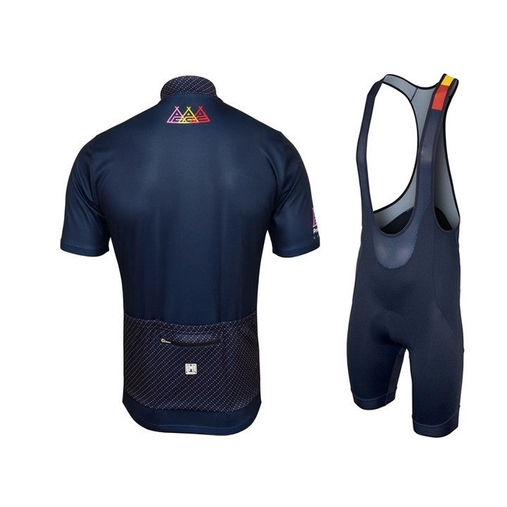 Conjunto de ciclismo Santini: comodidad y estilo para tus rutas de verano