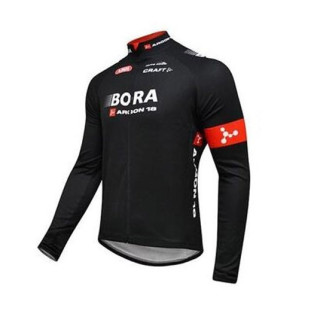 Maillot térmico Bora para ciclistas: comodidad y frescura en cada salida