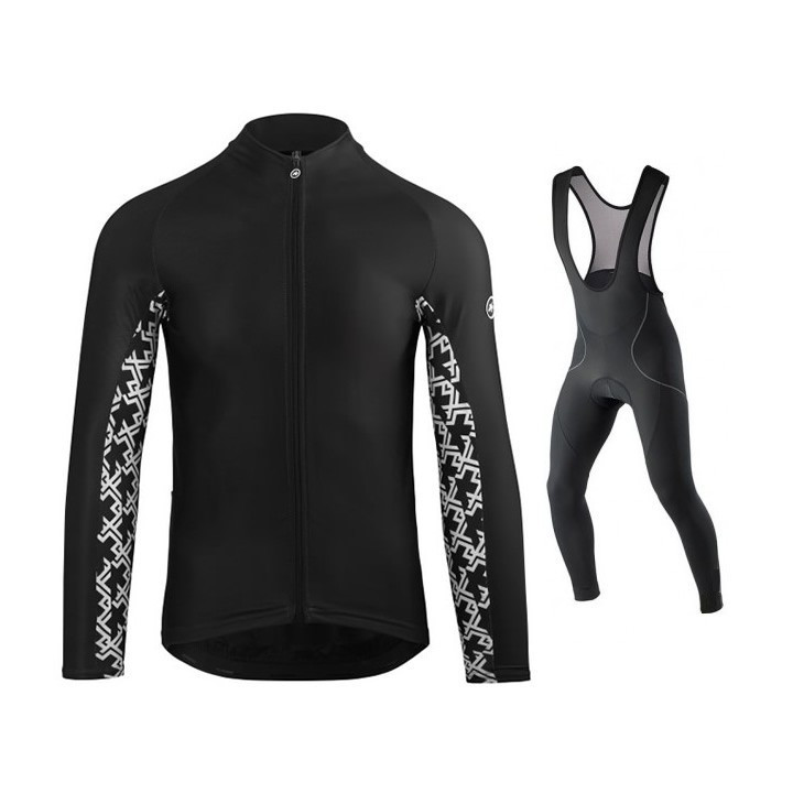 Equipación de ciclismo Assos: comodidad y estilo para tus rutas largas