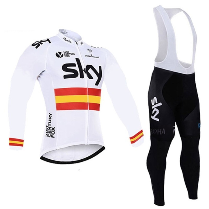 Equipación de ciclismo larga SKY: comodidad y calidad para tus rutas