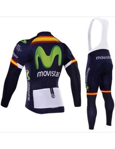 Equipación térmica de ciclismo Movistar para mantenerte cómodo y seco 2