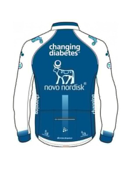 Equipación Térmica de Ciclismo Novo Nordisk: Comodidad y Estilo en Cada Pedalada