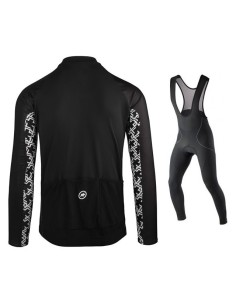 Equipación térmica Assos para ciclistas: comodidad y estilo en cada pedaleo 2