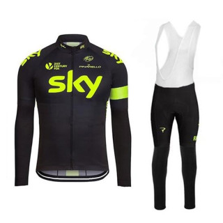 Equipación térmica de ciclismo SKY: comodidad y estilo para tus rutas