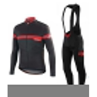 Equipación térmica de ciclismo Specialized para estar cómodo en cualquier clima