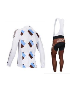 Equipación térmica de ciclismo Ag2r para mantenerte cómodo y seco 2