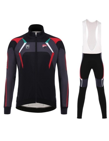Equipación térmica para ciclistas: comodidad y estilo Ducati para tus rutas