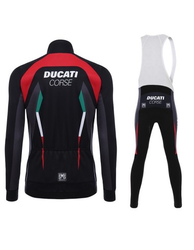 Equipación térmica para ciclistas: comodidad y estilo Ducati para tus rutas