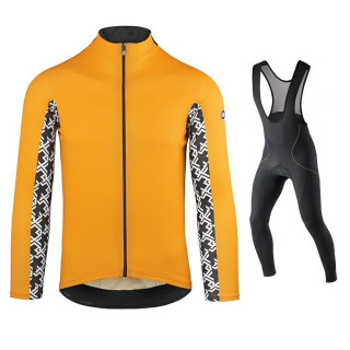 Equipación térmica de ciclismo Assos para sentirte cómodo en cada pedaleo