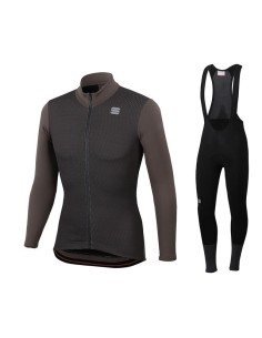 Equipación de Ciclismo Térmica Sportfull: Comodidad y Estilo en Cada Pedalada