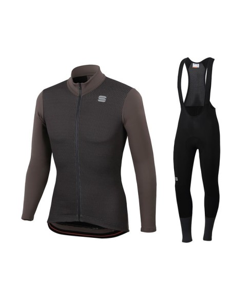 Equipación de Ciclismo Térmica Sportfull: Comodidad y Estilo en Cada Pedalada