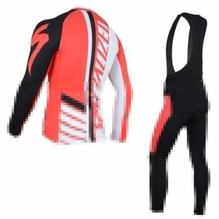 Equipación Térmica de Ciclismo Specialized: Comodidad y Estilo para tus Rutas