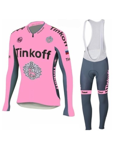 Equipación térmica Tinkoff para ciclistas que buscan comodidad y estilo