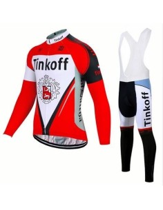 Equipación térmica Tinkoff para ciclistas: comodidad y estilo en cada pedaleada