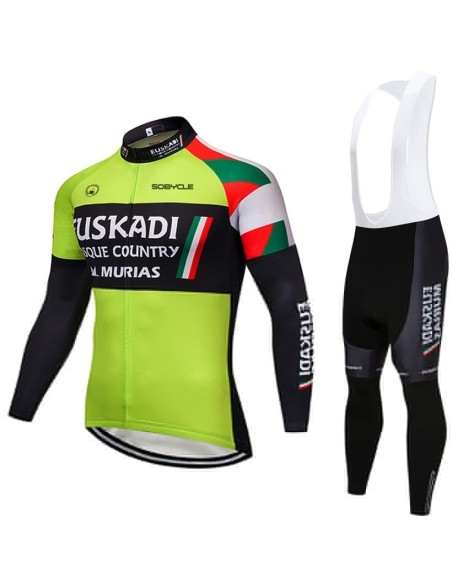 Equipación térmica de ciclismo Euskadi Murias: comodidad y estilo para tus rutas