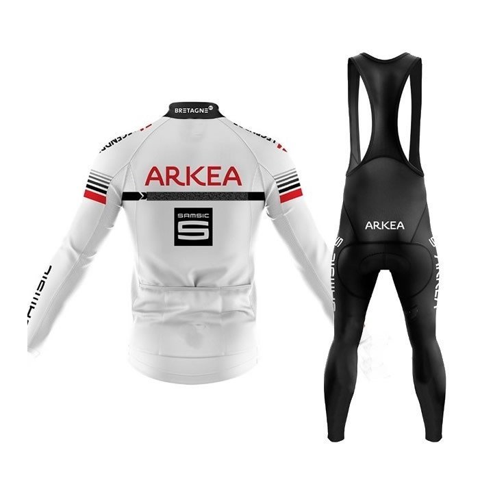 Equipación Térmica Arkea para Ciclismo: Comodidad y Estilo en Cada Pedalada