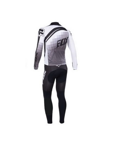 Equipación térmica de ciclismo Fox para estar cómodo y fresco en tus rutas