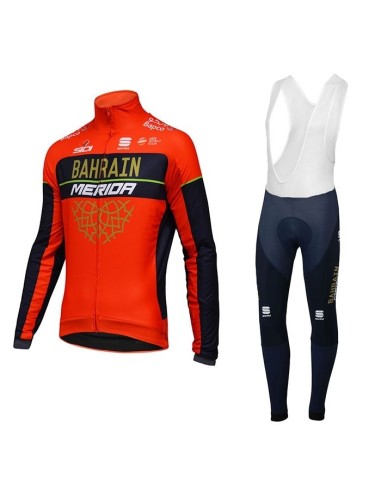 Equipación térmica de ciclismo Bahrain Merida: comodidad y estilo para tus rutas