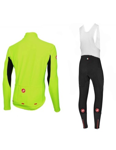 Equipación térmica de ciclismo Castelli para sentirte cómodo en cada pedaleo