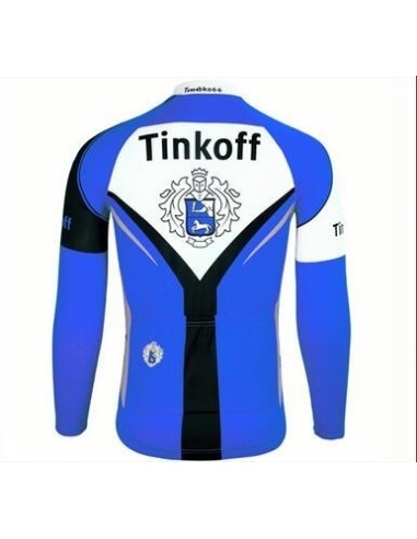 Equipación térmica Tinkoff para ciclistas: comodidad y rendimiento todo el año