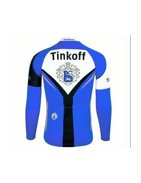 Equipación térmica Tinkoff para ciclistas: comodidad y rendimiento todo el año