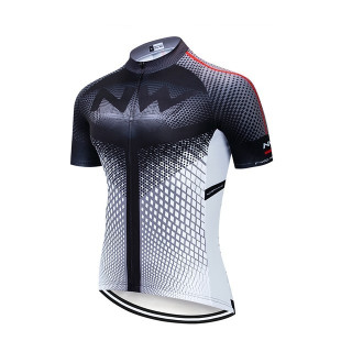Maillot de ciclismo corto Northwave para disfrutar del pedaleo cómodo y fresco