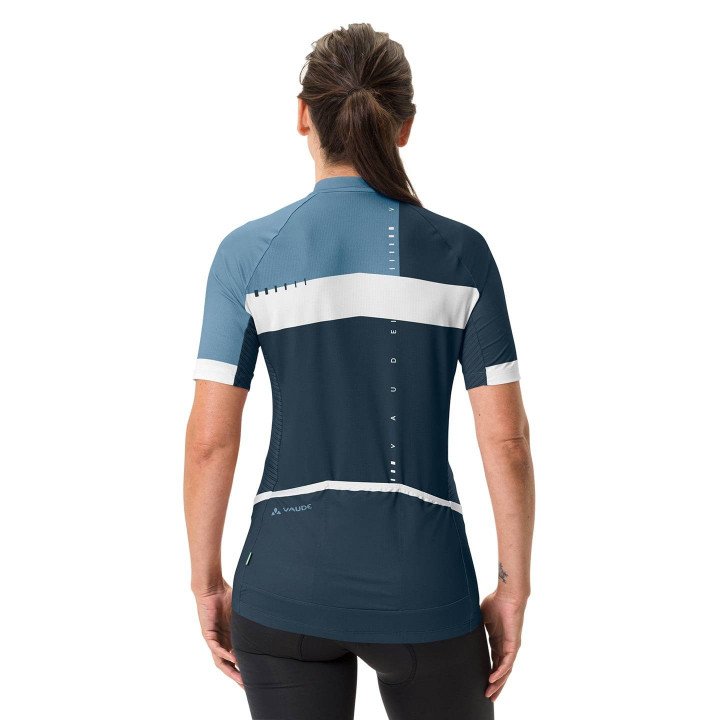Maillot corto para mujer VAUDE Posta FZ en azul oscuro, comodidad y estilo para tus paseos en bici