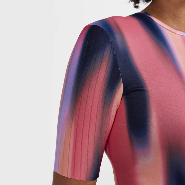 Maillot corto CRAFT ADV Aero para mujer: comodidad y estilo en cada pedalada