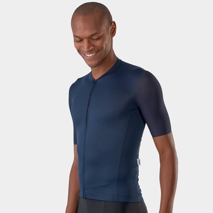 Maillot corto TREK RSL en azul oscuro: comodidad y frescura para tus rutas en bici