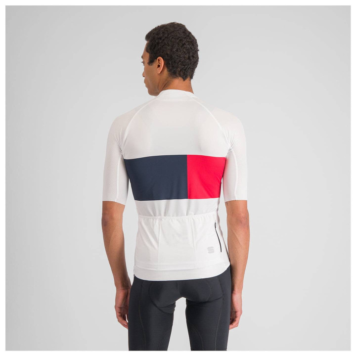 Maillot corto Snap blanco de SPORTFUL: comodidad y frescura para tus rutas en bici