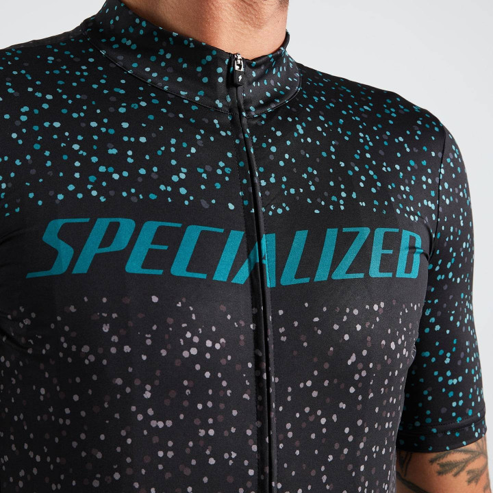 Maillot corto RBX Logo negro de SPECIALIZED, perfecto para ciclistas modernos