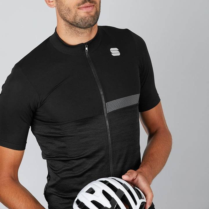 Maillot corto Sportful Giara negro: comodidad y estilo para tus rutas en bici