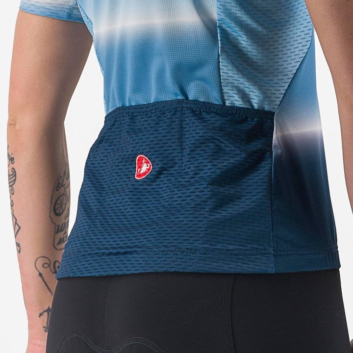 Maillot Dolce azul y blanco para mujer, comodidad y estilo en tus rutas en bici
