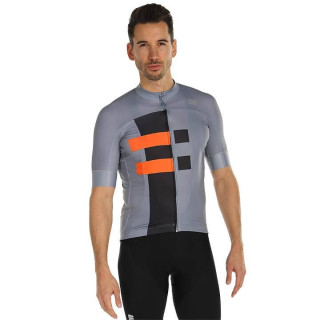 Maillot Sportful Bold: estilo y comodidad para tus rutas en bici
