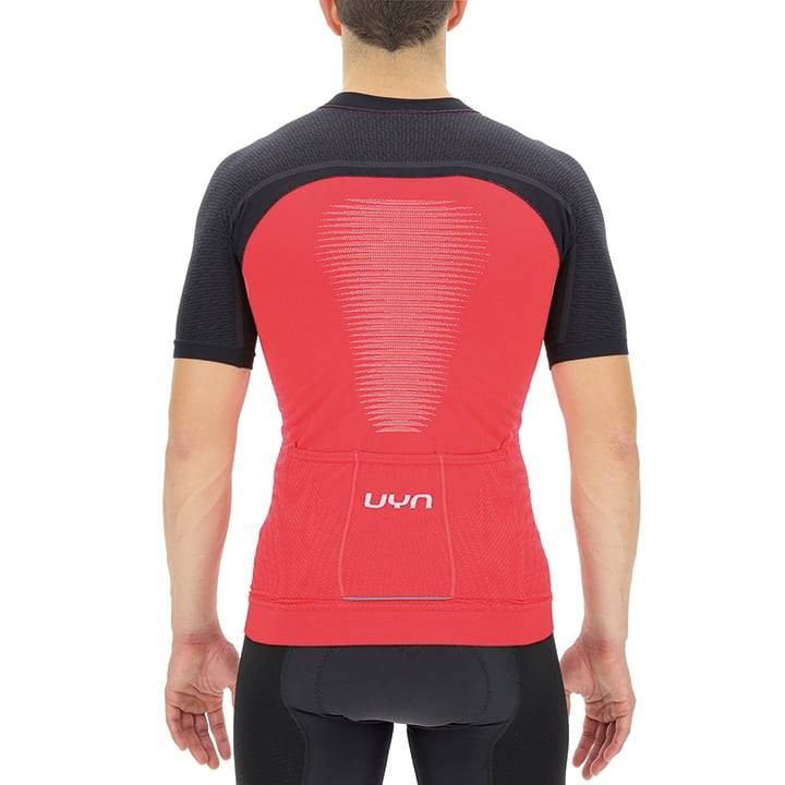 Maillot UYN Granfondo corto en rojo y negro, ideal para tus rutas en bici