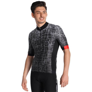 Maillot de ciclismo Naranco: comodidad y estilo en cada ruta