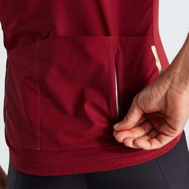 Maillot corto rojo SL R de SPECIALIZED para ciclistas exigentes