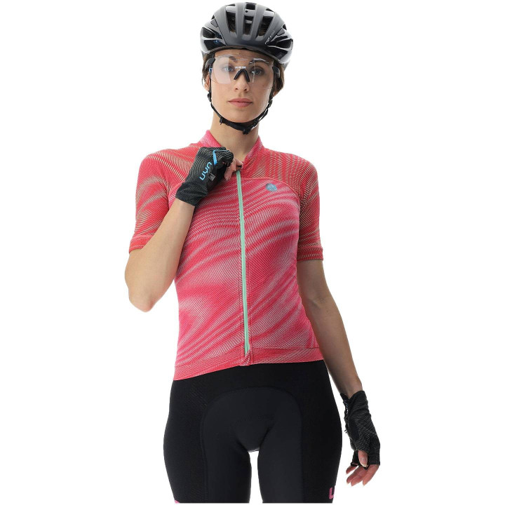Maillot corto mujer UYN Wave fucsia: cómodo y fresco para tus rutas en bicicleta